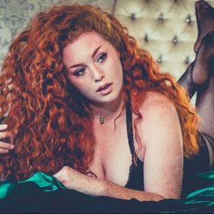 Meet your Posher, Ally